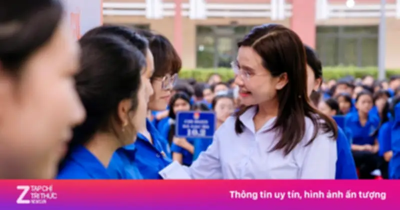 Cử Tri Trẻ TPHCM Hào Hứng Tham Gia Chương Trình 'Sẵn Sàng Tuổi 18' Trước Ngày Bầu Cử