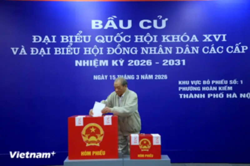 Cử tri U100, U90 hân hoan tham gia ngày hội lớn của đất nước