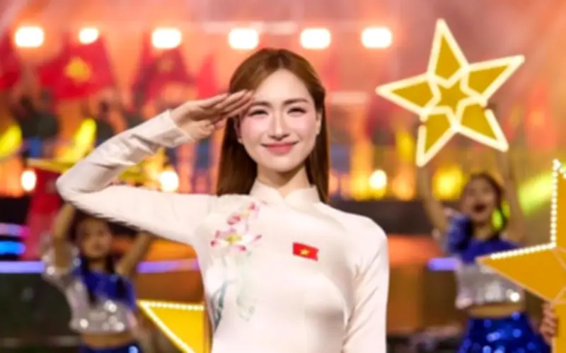 Ca sĩ Hòa Minzy đón tin vui mới sau thời gian dài vắng bóng