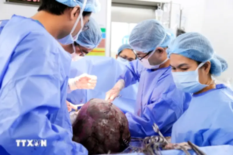 Ca tử cung xoắn hiếm gặp: Bảo tồn chức năng làm mẹ cho bệnh nhân trẻ