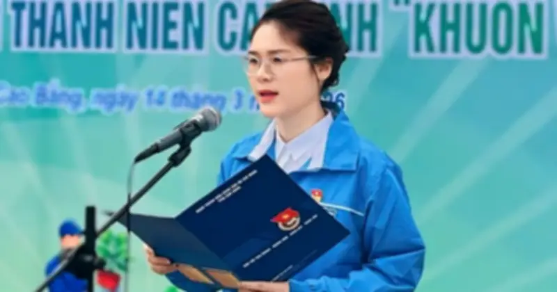 Cao Bằng: Thanh niên ra quân thực hiện công trình 'Khuôn viên xanh' chào mừng bầu cử