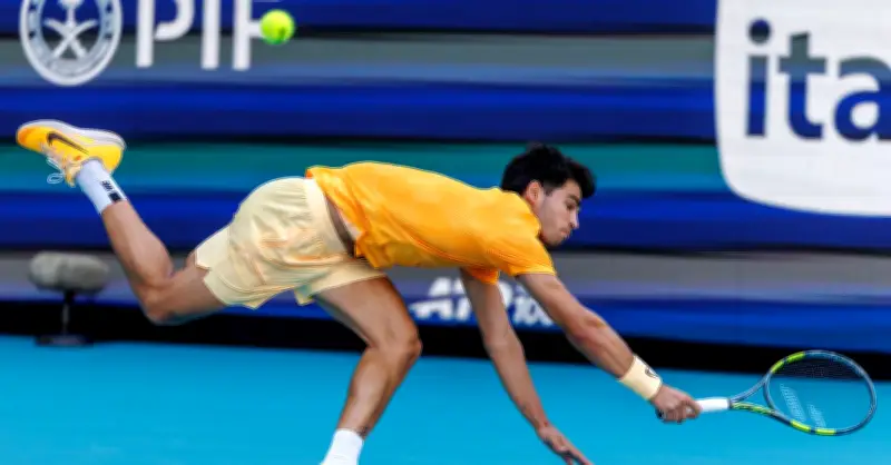 Carlos Alcaraz suýt khóc sau trận thua: 'Tôi không chịu nổi, chỉ muốn về nhà'