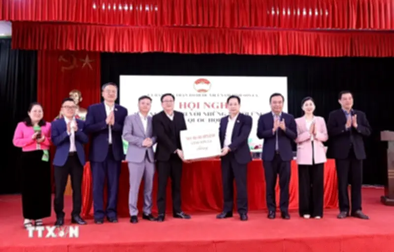 Các ứng cử viên cam kết thực hiện lời hứa với cử tri trước ngày bầu cử