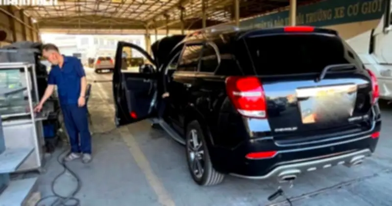 Cục Đăng Kiểm Lý Giải Về Thao Tác 'Đạp Lút Ga' Khi Đo Khí Thải Xe Diesel