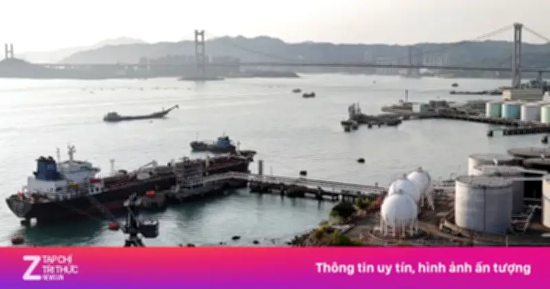 Các Nhà Máy Lọc Dầu Châu Á Xem Xét Mua Lại Dầu Iran Sau Khi Mỹ Nới Lỏng Trừng Phạt