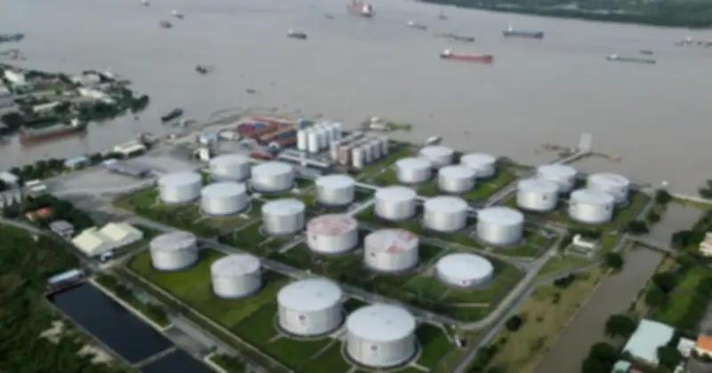 Cục Quản lý thị trường cảnh báo giá dầu tăng do xung đột, yêu cầu đảm bảo nguồn cung xăng dầu