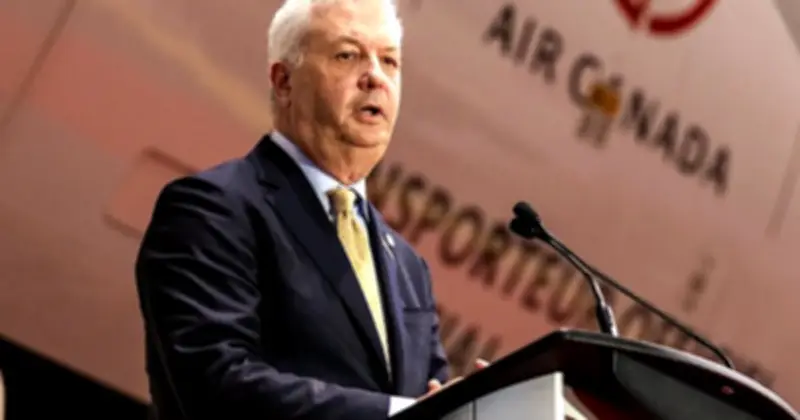 CEO Air Canada từ chức sau scandal ngôn ngữ trong thông điệp tưởng niệm phi công