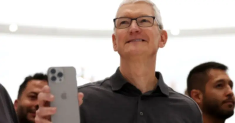CEO Apple Tim Cook cảnh báo: Đừng để điện thoại thống trị cuộc sống