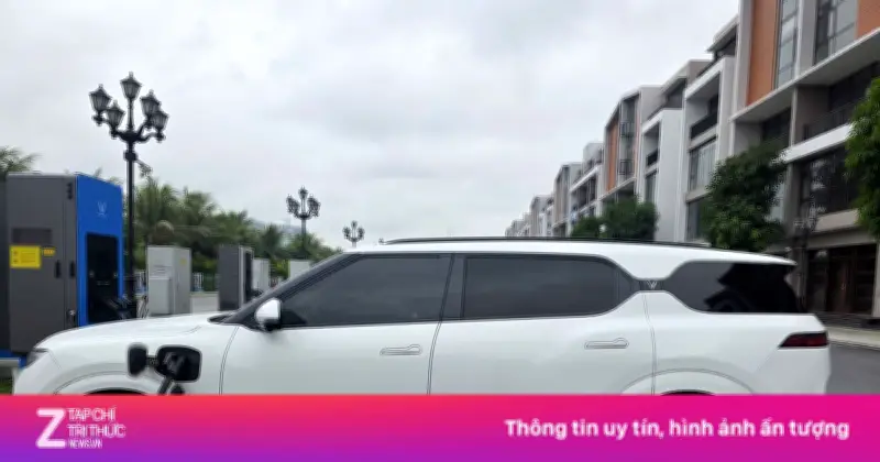 Chủ Nhân 11 Xe VinFast: 'Càng Hiểu Xe Điện, Càng Thấy Đáng Giá'