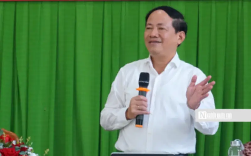 Chủ tịch Gia Lai Phạm Anh Tuấn tiếp xúc cử tri, cam kết xây dựng chính quyền phục vụ nhân dân