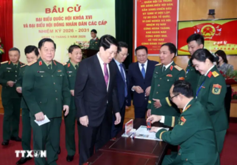 Chủ tịch nước Lương Cường bầu cử tại phường Hoàn Kiếm, Hà Nội