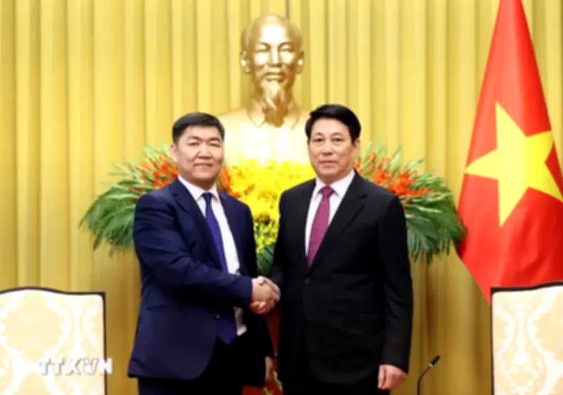 Chủ tịch nước Võ Văn Thưởng tiếp Chánh án Tòa án Tối cao Mông Cổ