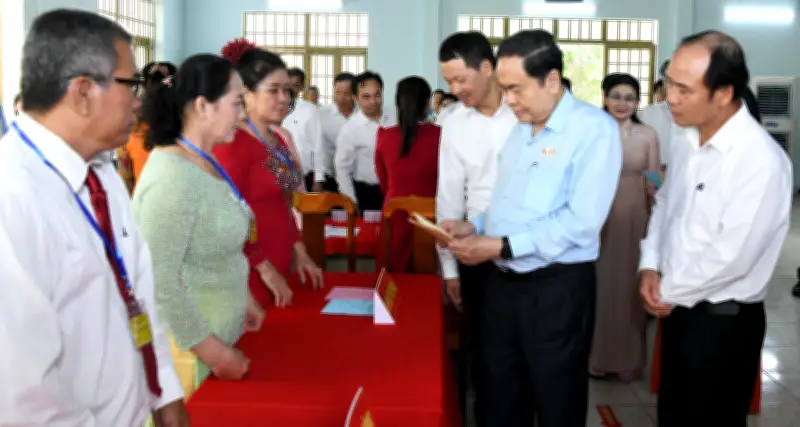 Chủ tịch Quốc hội: Đồng Nai cần phát huy vai trò linh mục, già làng trong bầu cử