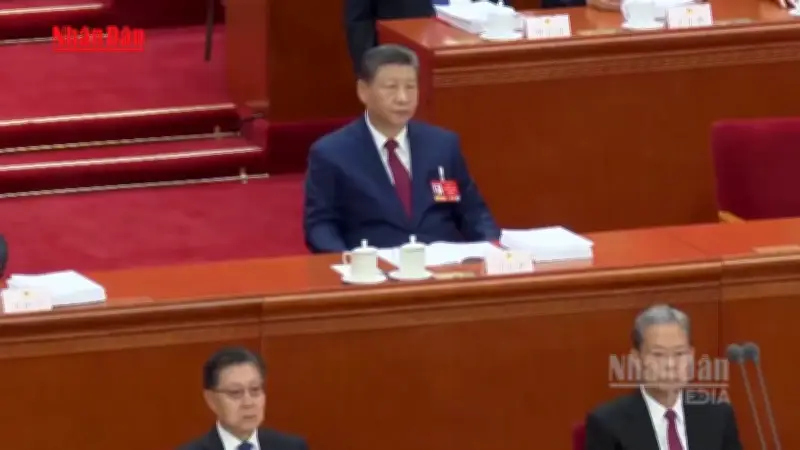 Chủ tịch Trung Quốc Tập Cận Bình yêu cầu quân đội tuyệt đối trung thành với Đảng