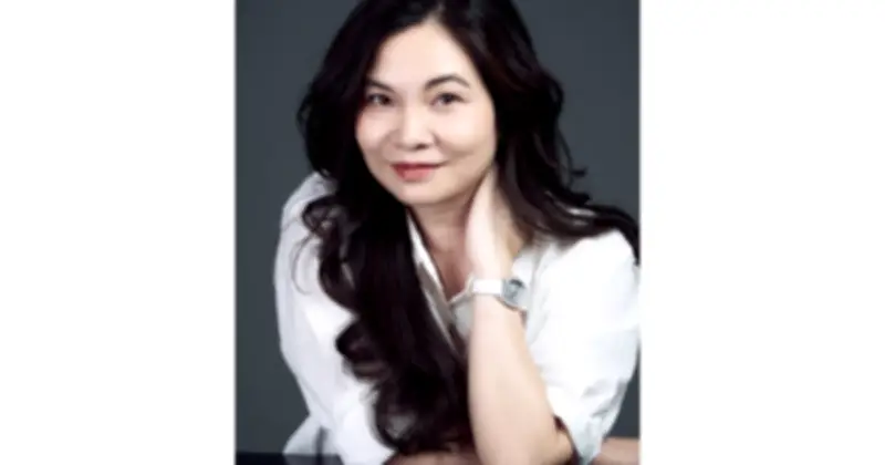 Chị Vi Hằng: Từ Giám Đốc Đến TikToker Và Tác Giả Sách Thành Công