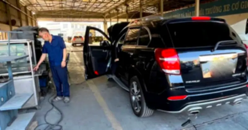 Chủ xe diesel hoang mang vì phải ký cam kết trước khi đăng kiểm khí thải