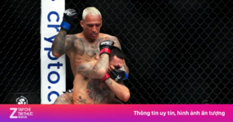Charles Oliveira Khép Lại Món Nợ 11 Năm Với Chiến Thắng Áp Đảo Trước Max Holloway