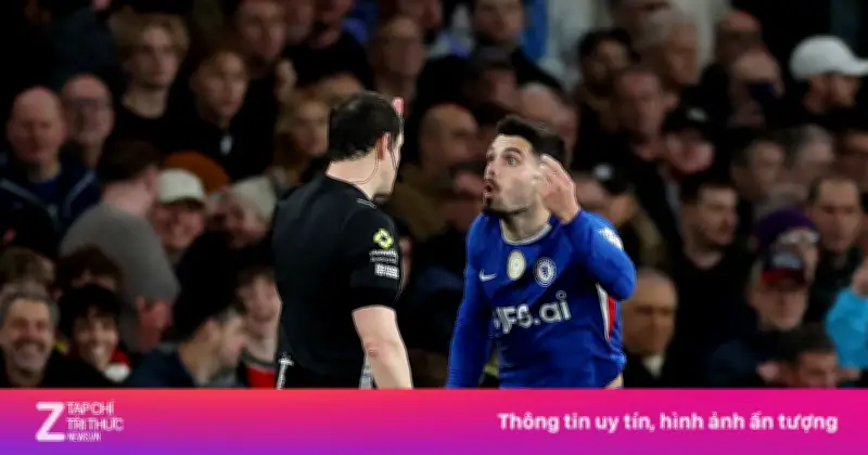 Chelsea tự hủy hoại mùa giải với thẻ đỏ thứ 9, vấn đề kỷ luật trở thành gánh nặng