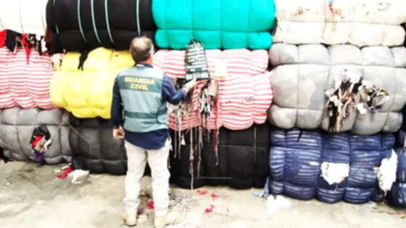 Chiến dịch toàn cầu Custos Viridis triệt phá đường dây tội phạm môi trường quy mô lớn