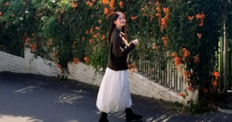 Chân Váy Bí Ngô: Biến Hóa Đa Dạng Từ Cổ Điển Đến Hiện Đại Cho Mọi Phong Cách