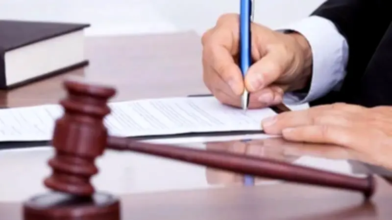 Chứng khoán 18/3: Khối ngoại bán ròng mạnh, VN-Index giảm nhẹ nhưng vẫn giữ mốc 1.700 điểm