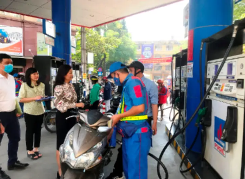 Chính Phủ Giảm Thuế Nhập Khẩu Xăng Dầu Xuống 0% Để Ổn Định Nguồn Cung