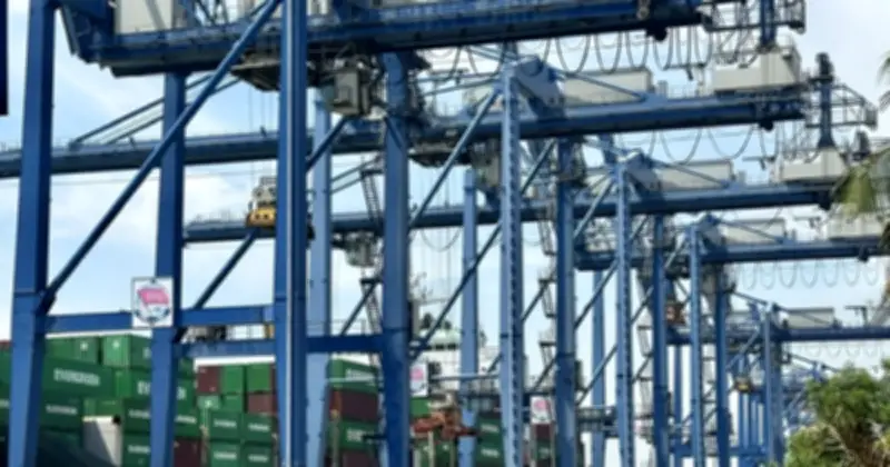 Chính Phủ Áp Dụng Mức Thuế 0% Cho Xăng Dầu Từ 26/3 Đến 15/4 Để Ổn Định Thị Trường