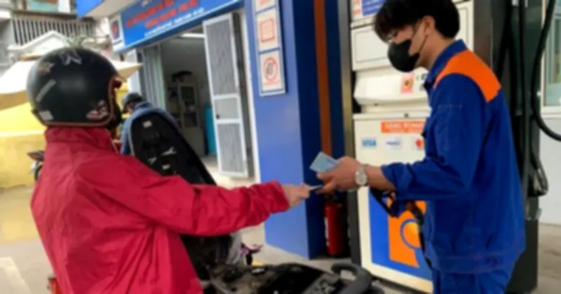 Chính Phủ Triển Khai Giải Pháp Cấp Bách Đảm Bảo Nguồn Cung Xăng Dầu Trước Xung Đột