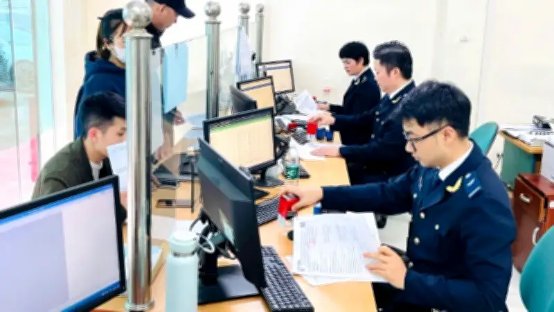 Chính sách thuế mới: Xăng dầu được miễn thuế bảo vệ môi trường từ 26/3 đến 15/4/2026