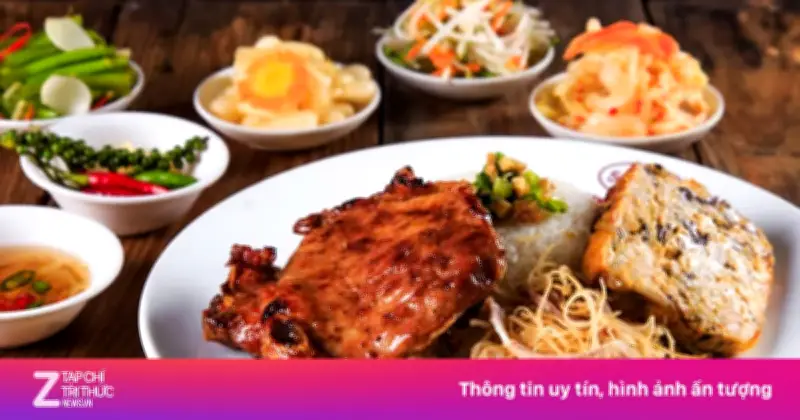 Chuyên gia dinh dưỡng chỉ cách ăn sáng với phở, bún, cơm tấm đủ chất và cân bằng