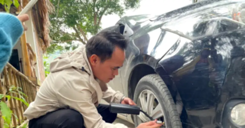 Chuyên gia tiết lộ 5 mẹo lái xe giúp tiết kiệm 15-20% nhiên liệu giữa giá xăng tăng cao