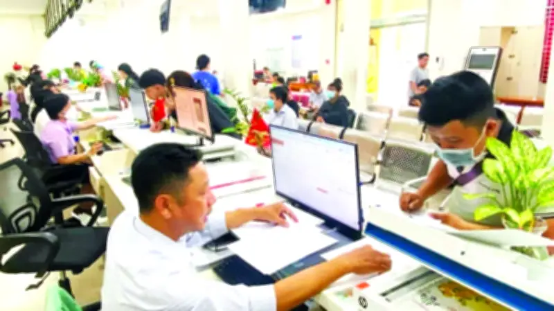 Chuyển Đổi Số Thúc Đẩy Cải Cách Hành Chính: Từ Giải Quyết Hồ Sơ Đến Phục Vụ Nhu Cầu