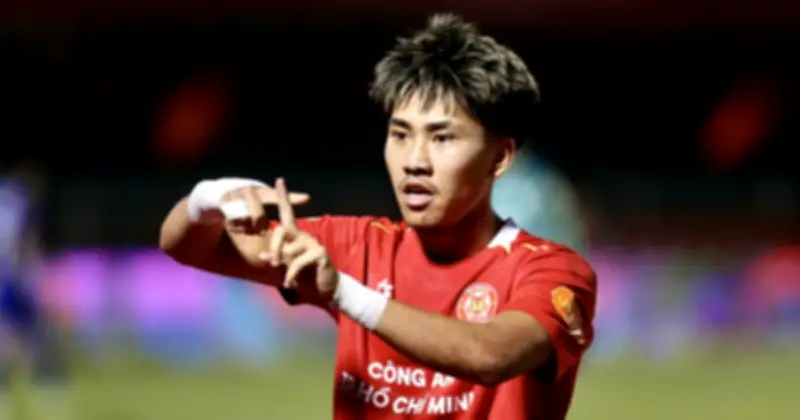 CLB Công an TP.HCM Thoát Thua Nhờ VAR, Vươn Lên Top 5 V-League