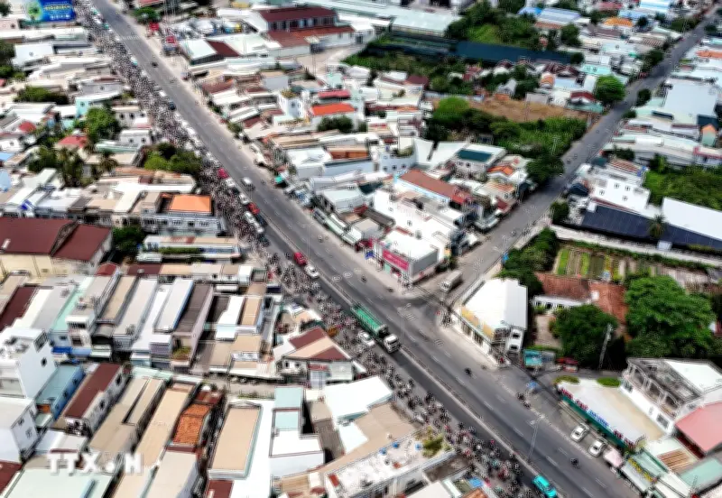 Cấm dừng đỗ tại nút giao tuyến đường Gòm - Quốc lộ 1B đến nút giao đường Đê Tả Đường