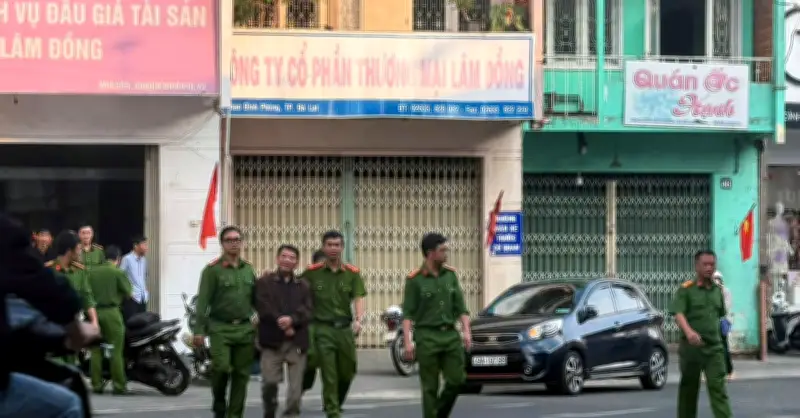Công An Có Mặt Tại Nơi Làm Việc Giám Đốc Trung Tâm Dịch Vụ Đấu Giá Lâm Đồng