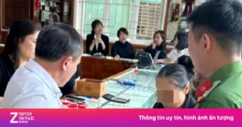 Công An Nghệ An Ngăn Chặn Kịp Thời Vụ Lừa Đảo, Cứu Cụ Bà 70 Tuổi Khỏi Mất 19 Chỉ Vàng