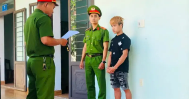 Công an Đà Nẵng bắt giữ thanh niên trộm vàng và tiền mặt từ nhà dân