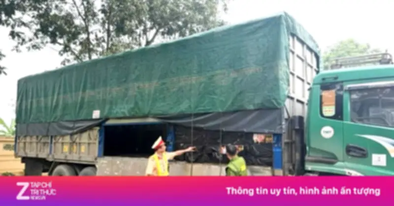 Công An Tuyên Quang Bắt Giữ Hơn 5 Tấn Lạp Xưởng Không Rõ Nguồn Gốc Trên Đường Về Hà Nội
