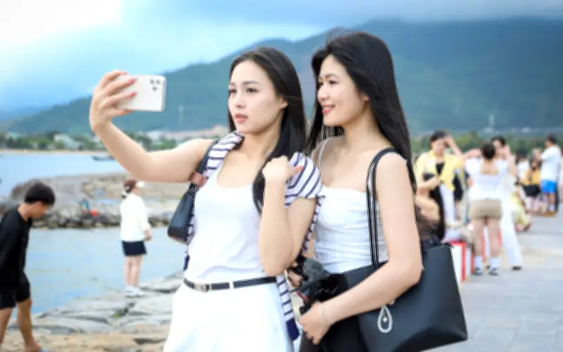 Cảng Liên Chiểu Đà Nẵng 'Gây Sốt' Điểm Check-in Với Cảnh Biển Hùng Vĩ