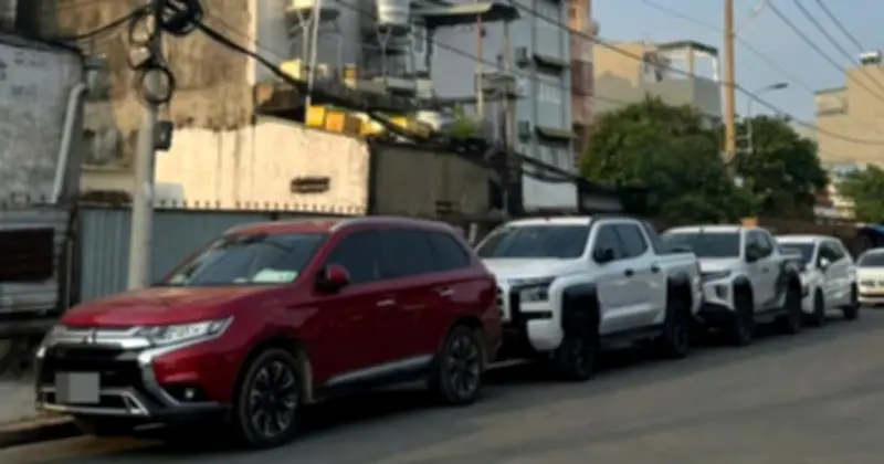 Cộng đồng xe bán tải Hà Nội lo lắng trước quy định cấm vào nội đô ban ngày