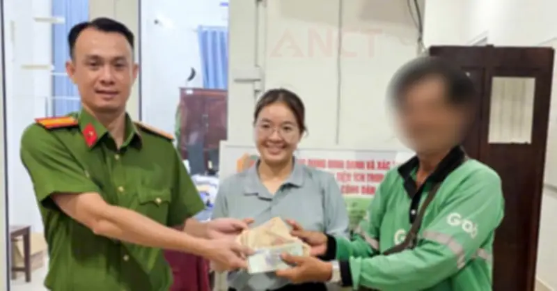 Công nhân Đồng Tháp trả lại 30 triệu đồng nhận nhầm: 'Không phải tiền của mình'