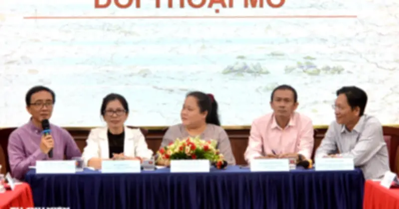 Công tác xã hội Việt Nam: Định hình nghề nghiệp trong bối cảnh mới và thách thức