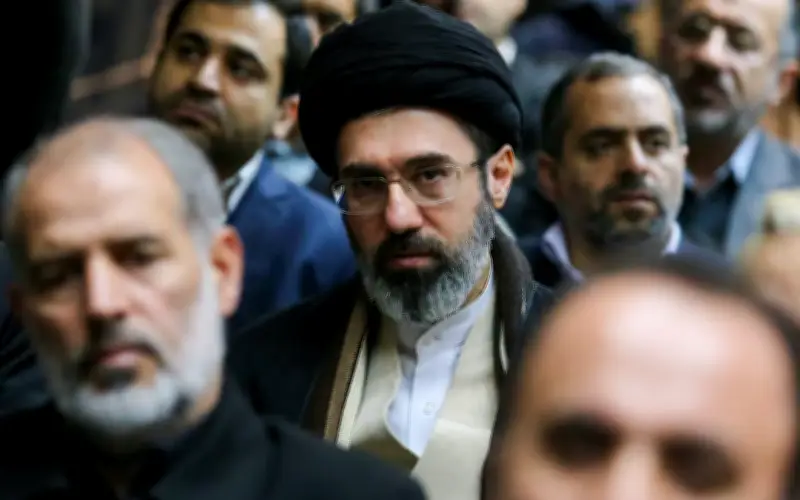 Căng thẳng Trung Đông leo thang: Iran cảnh báo, Israel không kích, giá dầu tăng vọt