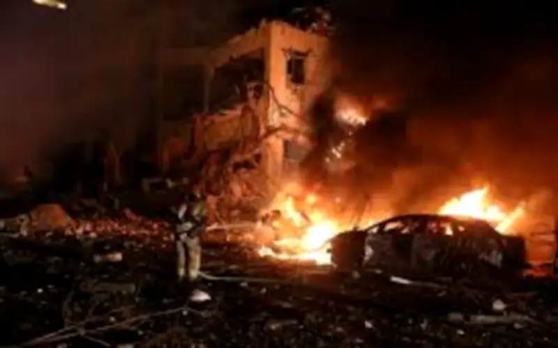 Căng thẳng Trung Đông leo thang: Tác động sâu rộng đến kinh tế Việt Nam và các ngành chịu ảnh hưởng