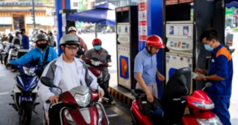 Căng thẳng Trung Đông đẩy giá dầu, Việt Nam giảm thuế nhập khẩu xăng dầu về 0%