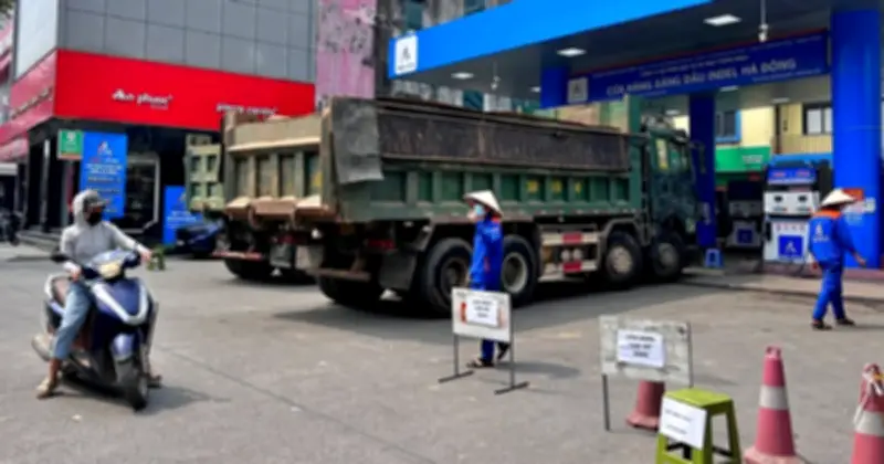 Công ty Indel đề nghị tạm ngừng bán xăng dầu do lỗ nặng, Sở Công thương Hà Nội chờ hướng dẫn