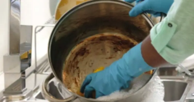 Cảnh báo: 3 loại nồi chảo tiềm ẩn nguy cơ ung thư cần vứt bỏ ngay