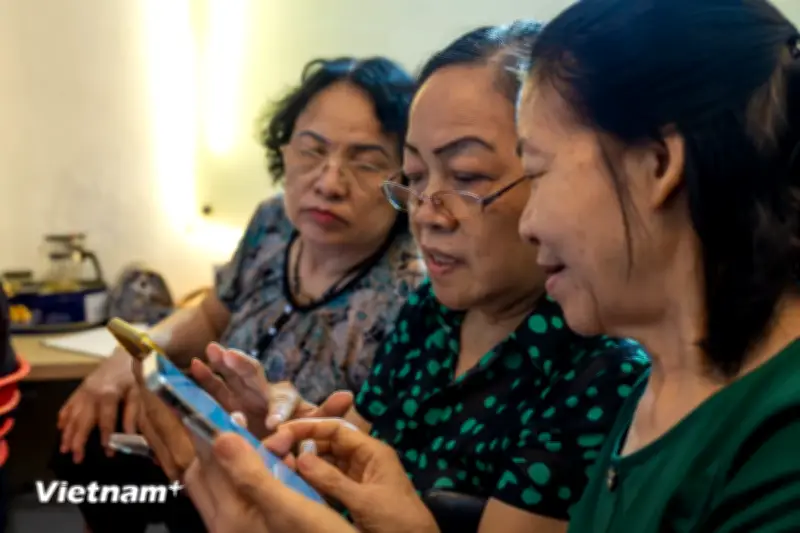 Cảnh báo chiêu trò lừa đảo tinh vi nhắm vào người cao tuổi trên mạng xã hội