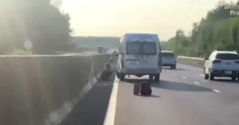 Cảnh báo khẩn cấp: Cục CSGT nhắc nhở quy định dừng xe trên cao tốc