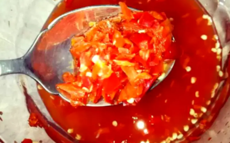 Cảnh báo nguy hiểm từ ớt: Trẻ nhỏ tử vong thương tâm và cách xử lý bỏng cay